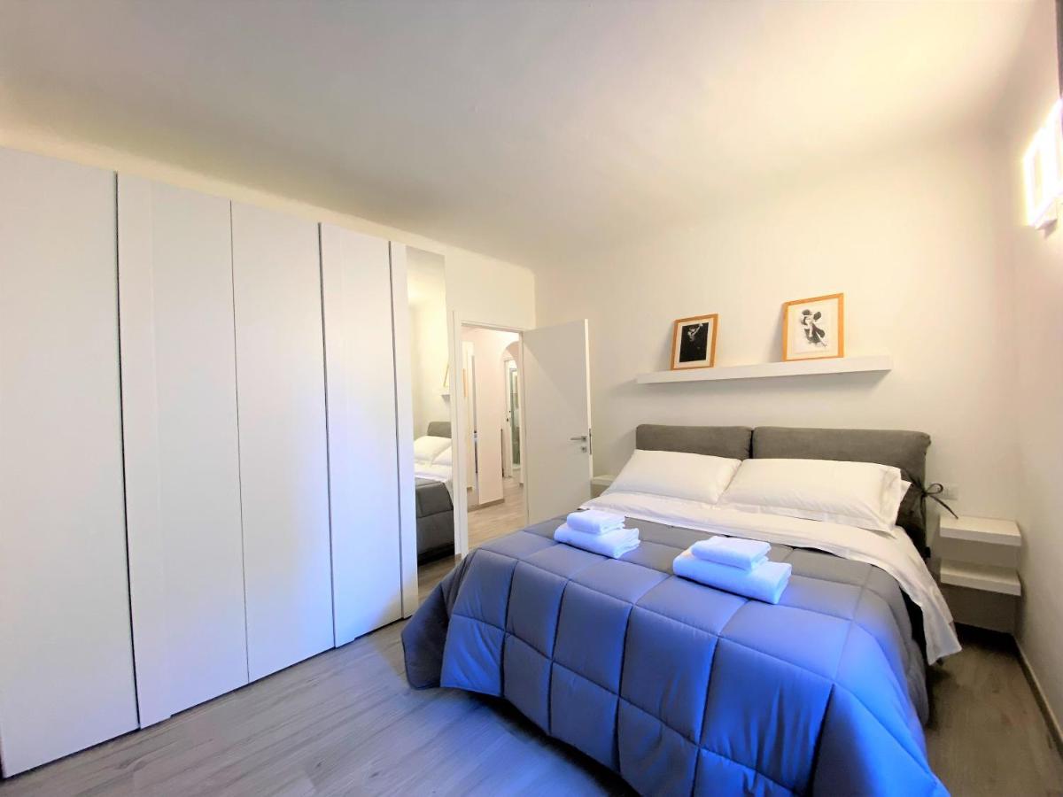 Casa Stella- A Due Passi Dal Corso Di Siena Apartment Екстериор снимка